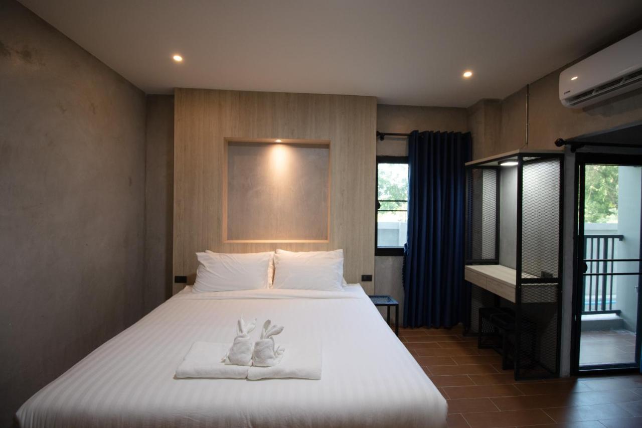 Rabbit Hotel Phimai Buitenkant foto