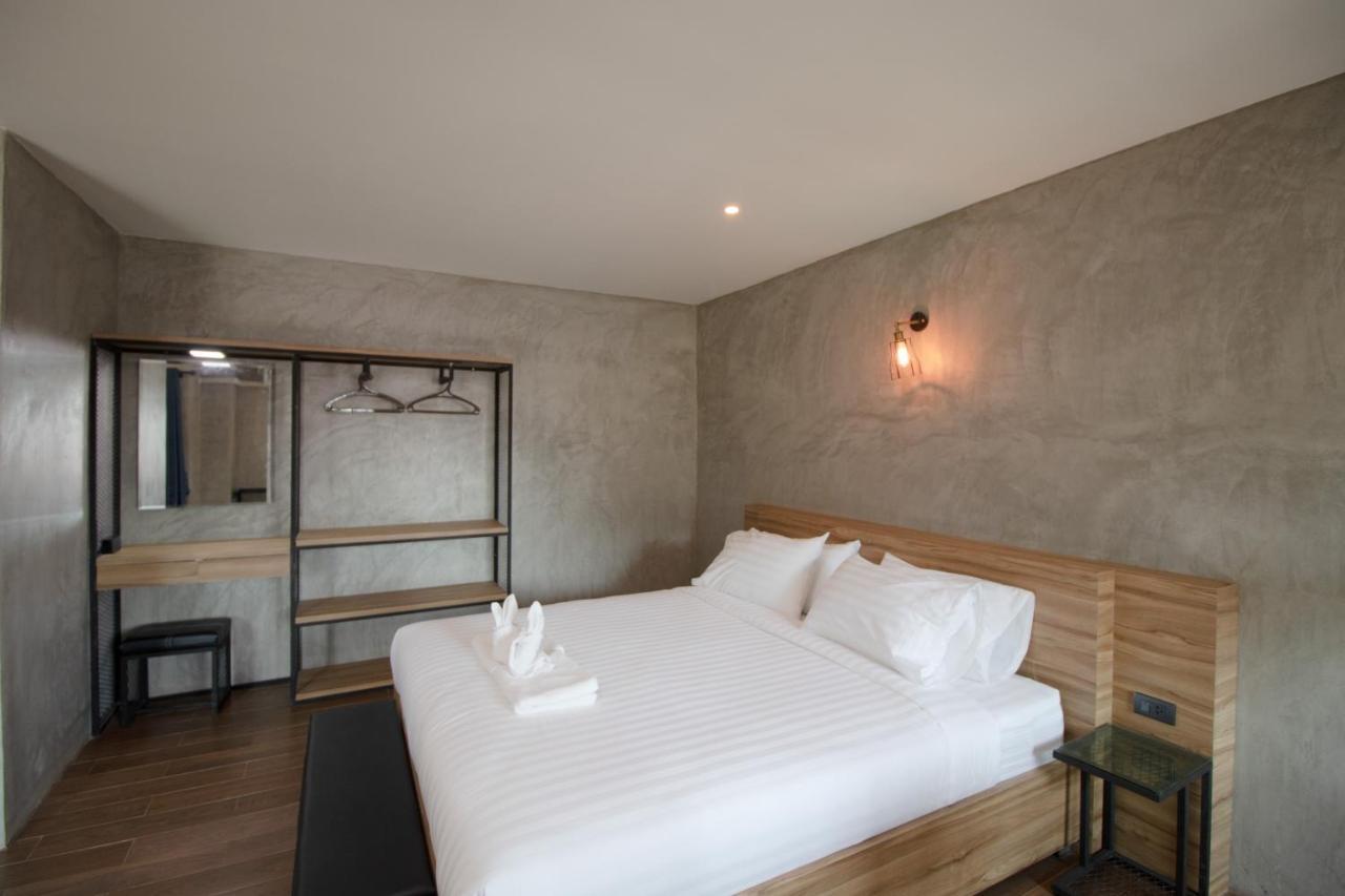Rabbit Hotel Phimai Buitenkant foto