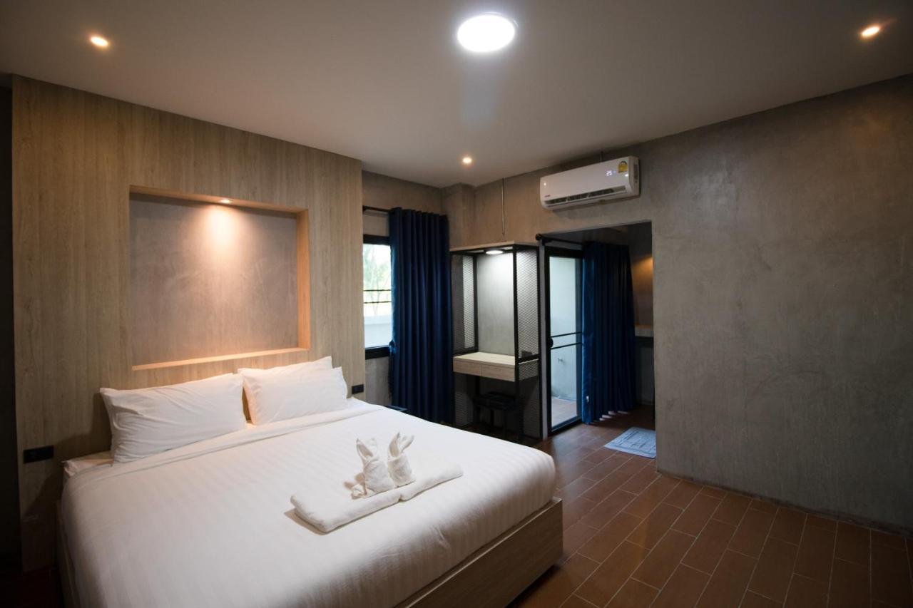 Rabbit Hotel Phimai Buitenkant foto