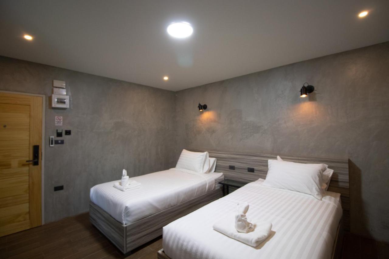 Rabbit Hotel Phimai Buitenkant foto