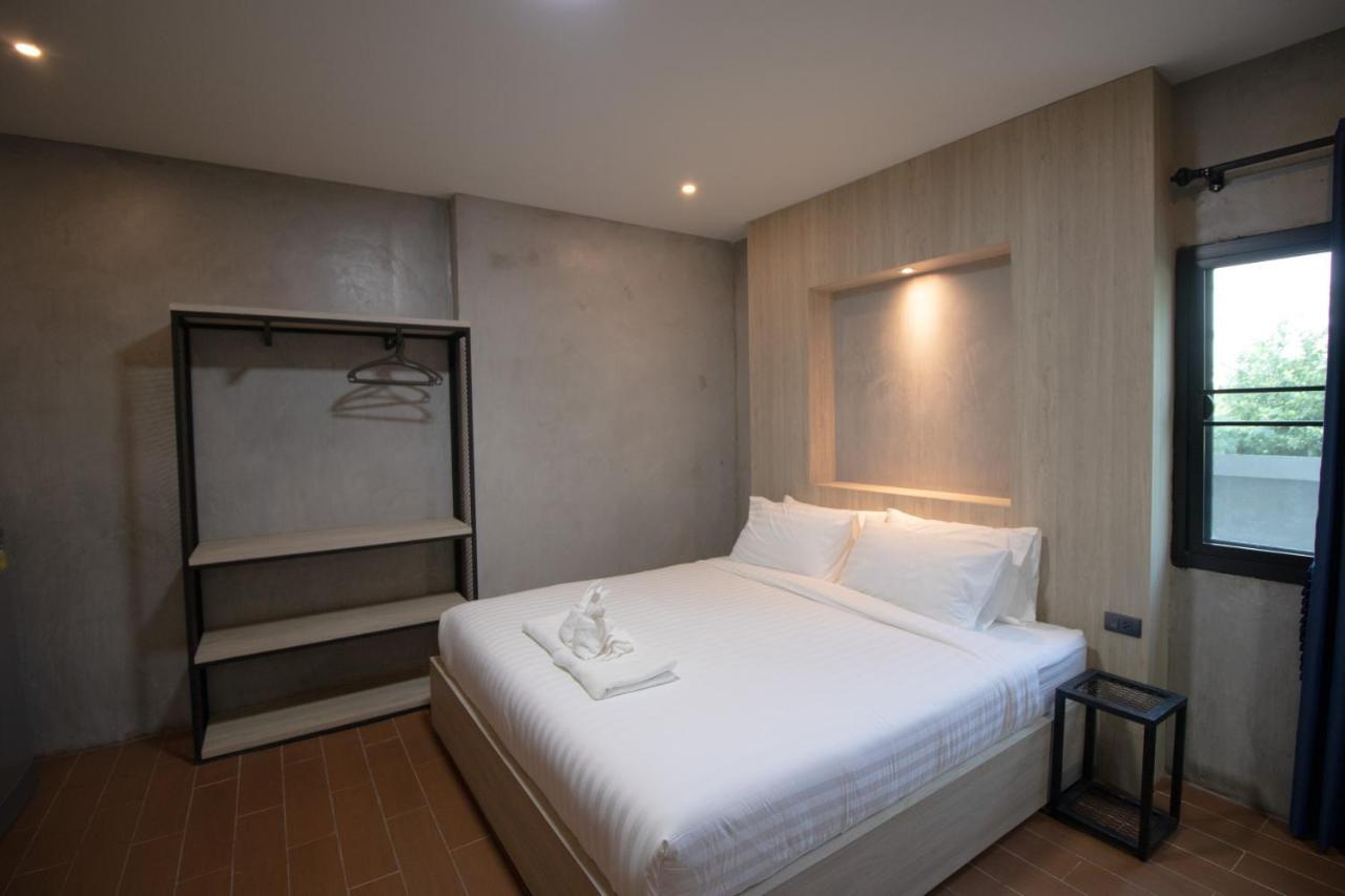 Rabbit Hotel Phimai Buitenkant foto