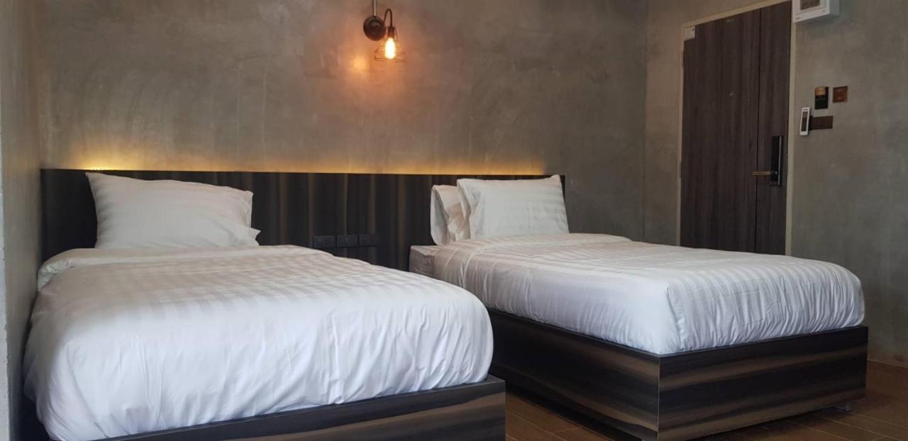 Rabbit Hotel Phimai Buitenkant foto
